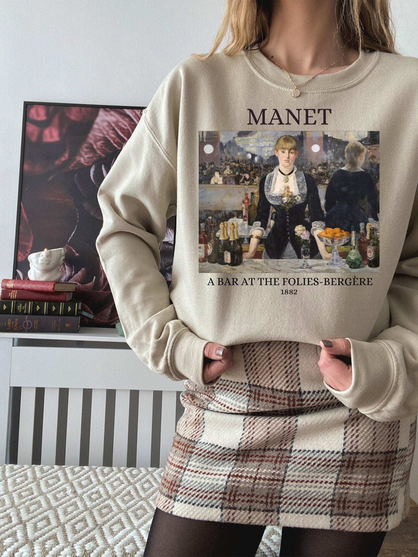 Edouard Manet Impressionist Light Dark Academia Art History Sweatshirt Aesthetic Famous Painter Paintings Museum Folies-Bergère