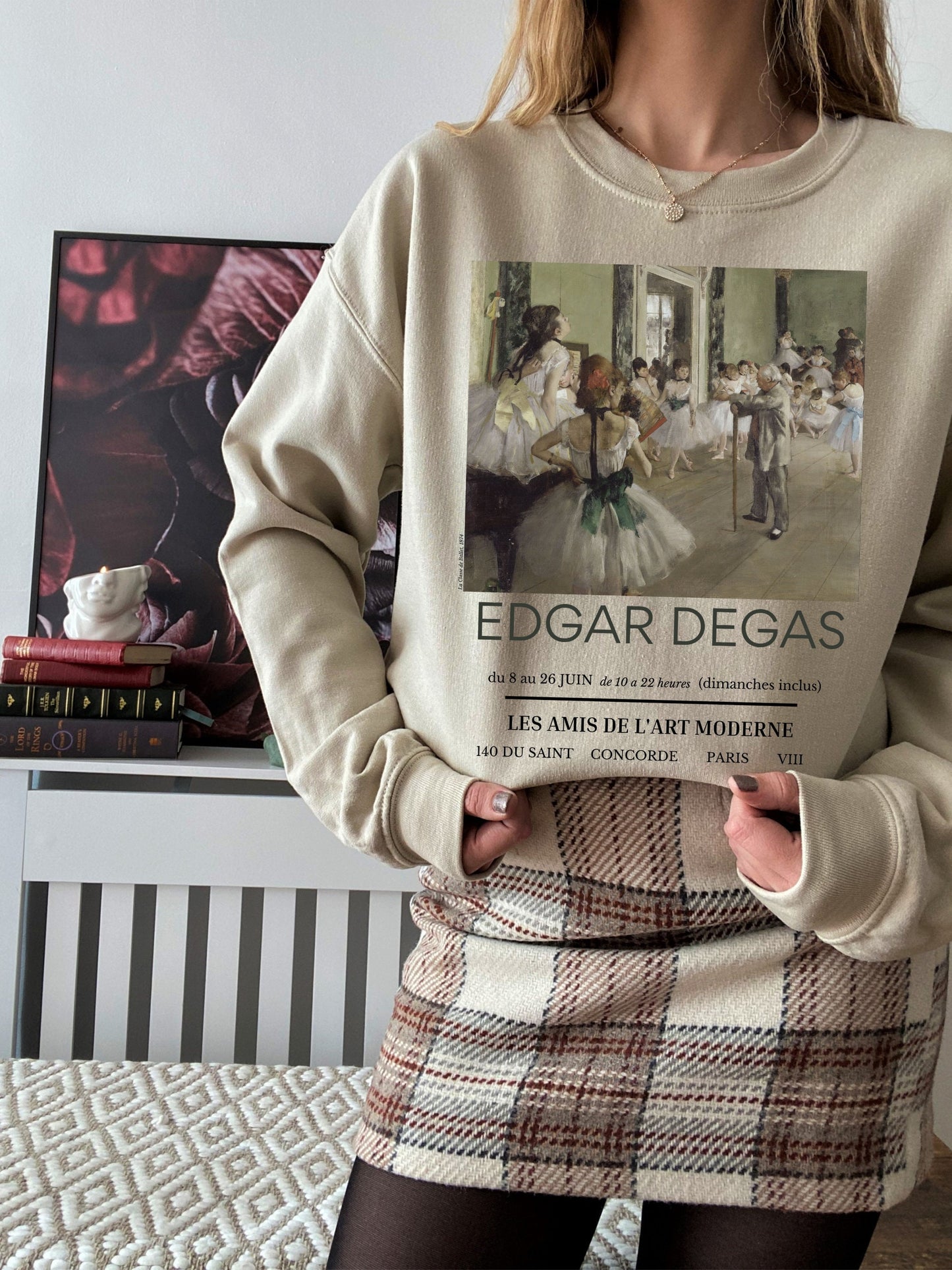 Edgar Degas Museum Exhibit Poster Ballerina Balletcore Light Academia Art History Artsy Sweatshirt