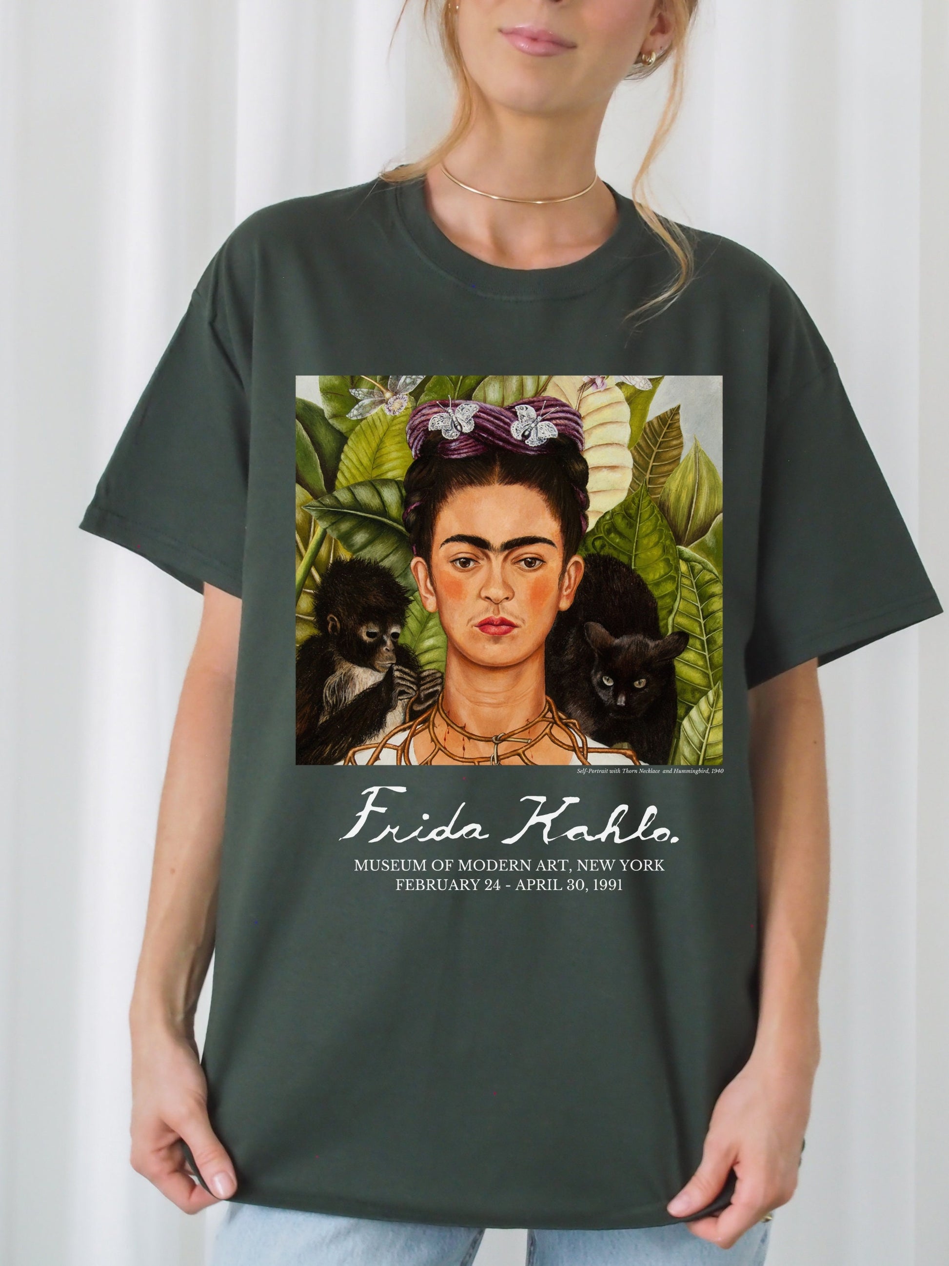 Frida Kahlo Museum Exhibit Art History Artsy Tee Shirt Light Dark Academia Aesthetic Famous Painting Mexican Artist Art Lover Gift