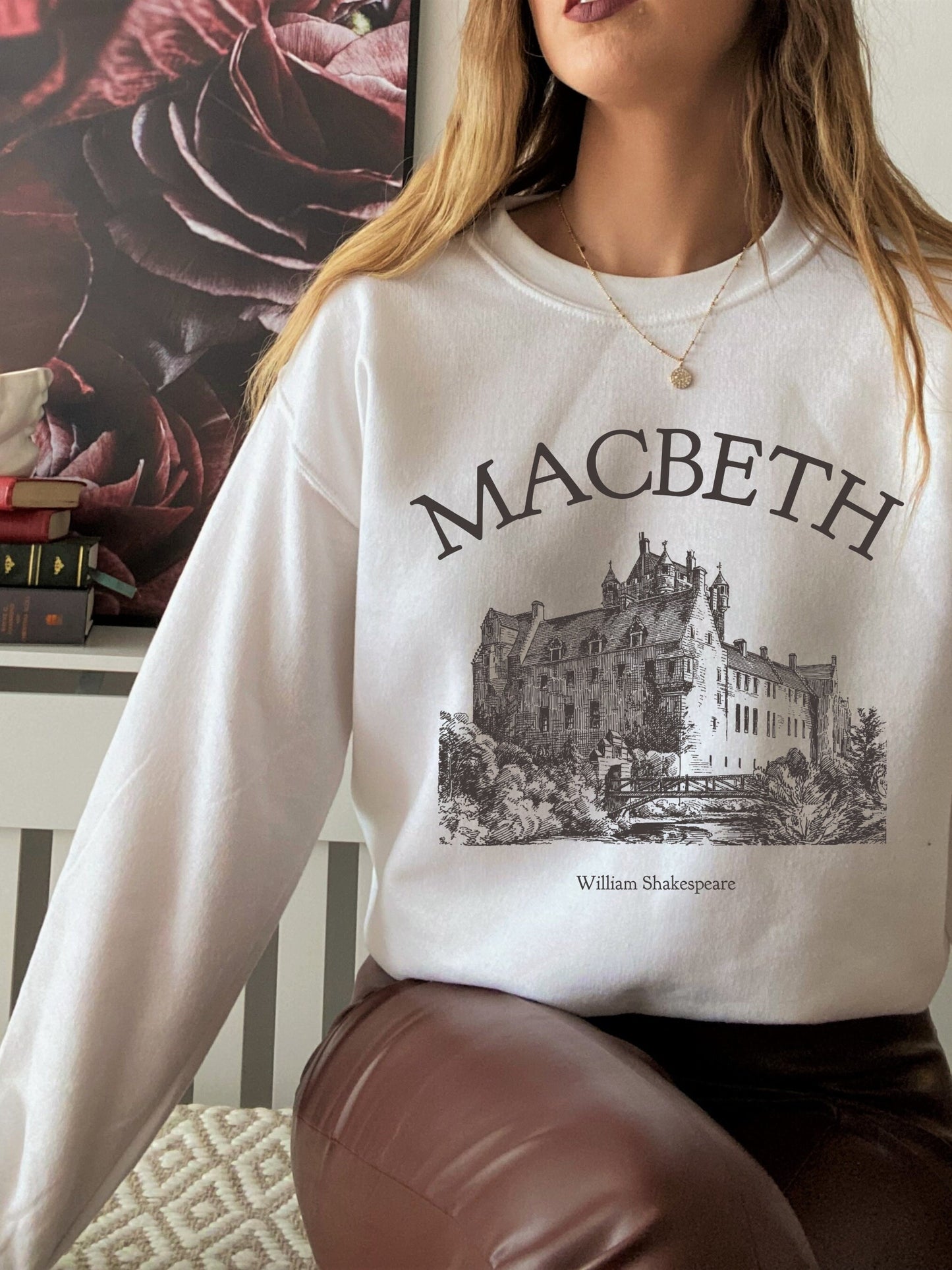 Shakespeare Macbeth Castle Bookish Sweatshirt * Literature Literary Shirt * Book Lover Bookworm Christmas Gift * Poet Light Dark Academia