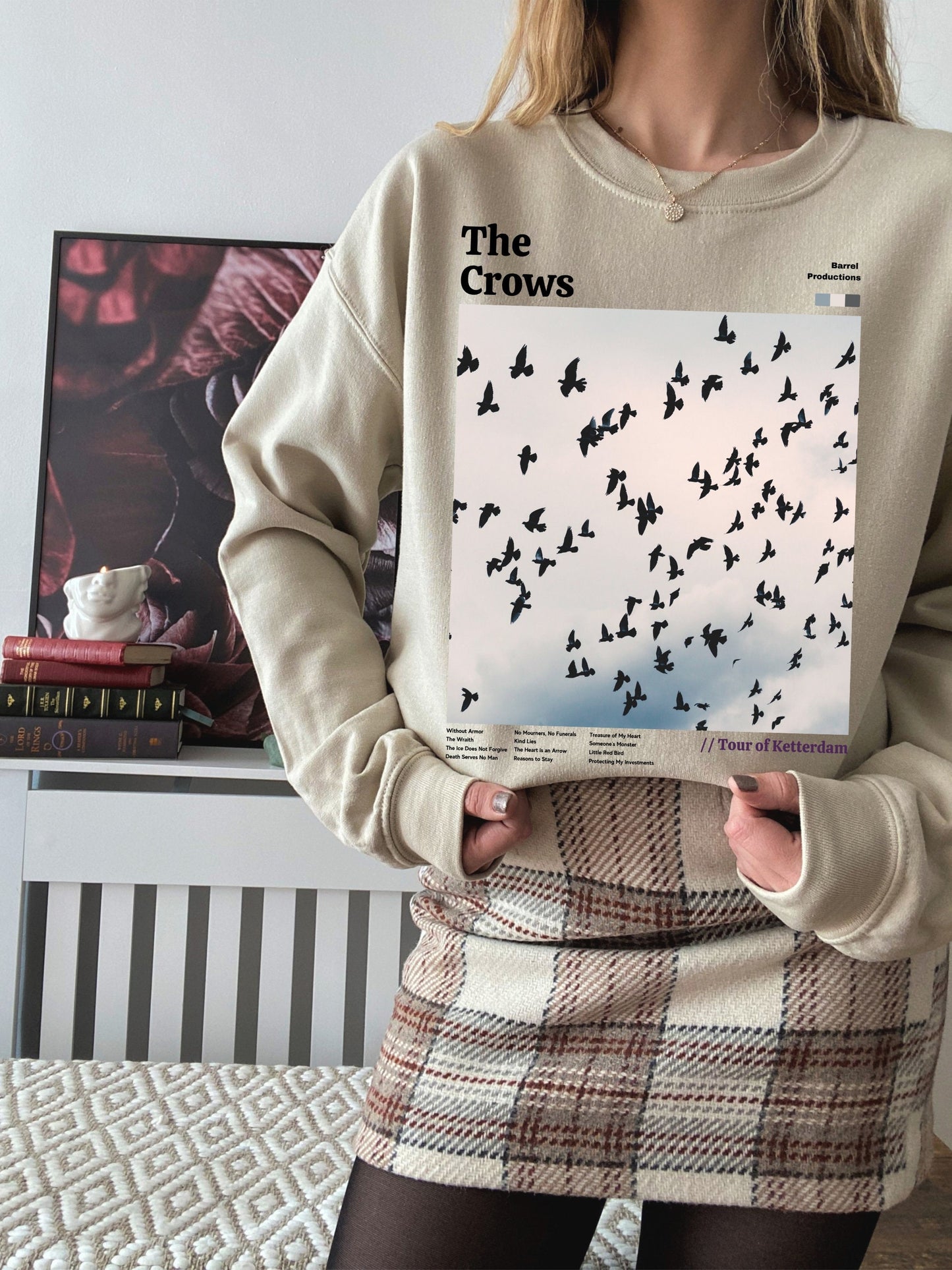 The Crows Vintage Band Merch Sweatshirt * Retro Book Merch * Bookish Book Lover Gift * Literature Shirt * Six of Shirt Crooked Kingdom