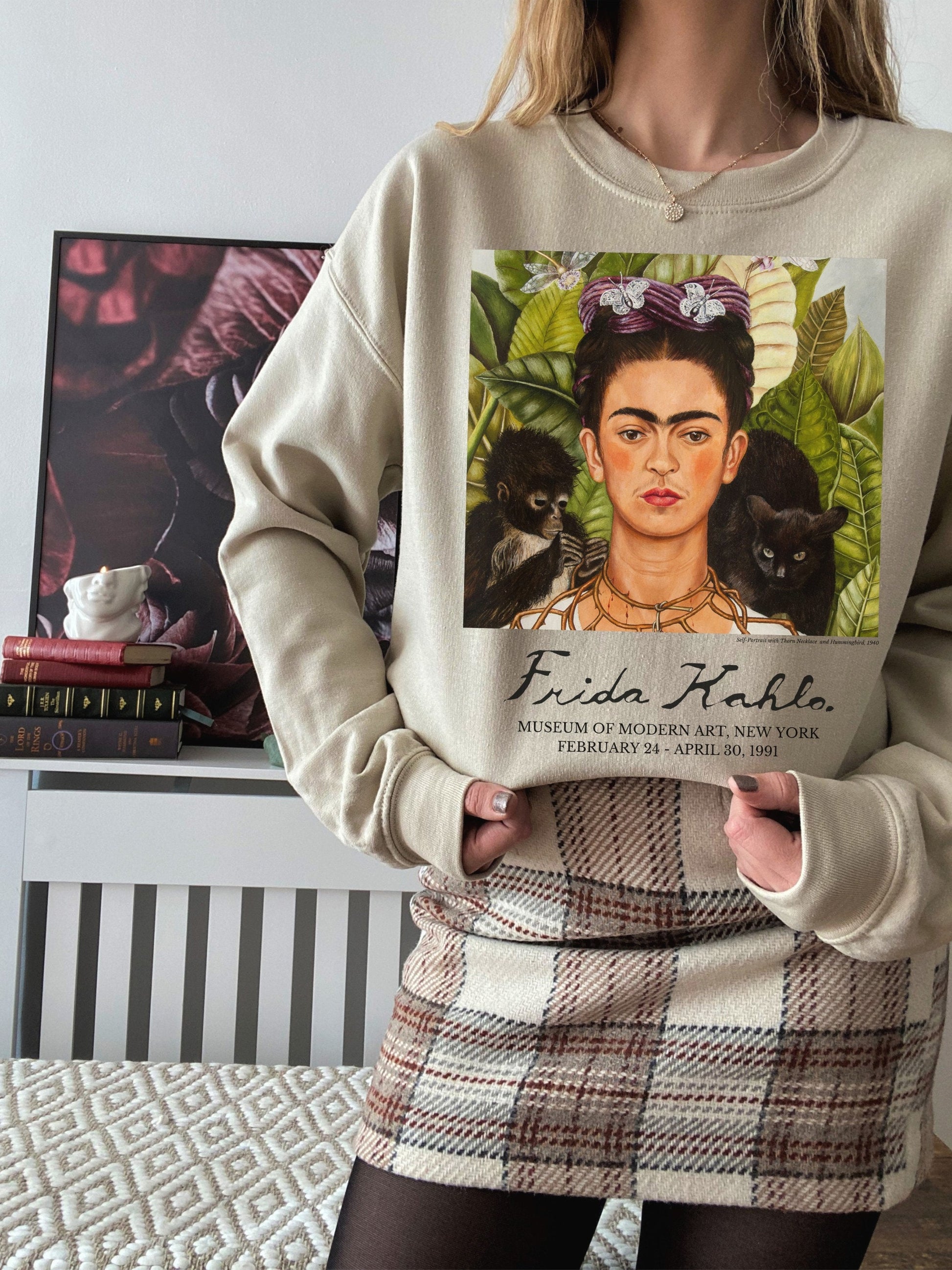 Frida Kahlo Museum Exhibit Art History Artsy Sweatshirt Academia Aesthetic Famous Painting Mexican Artist