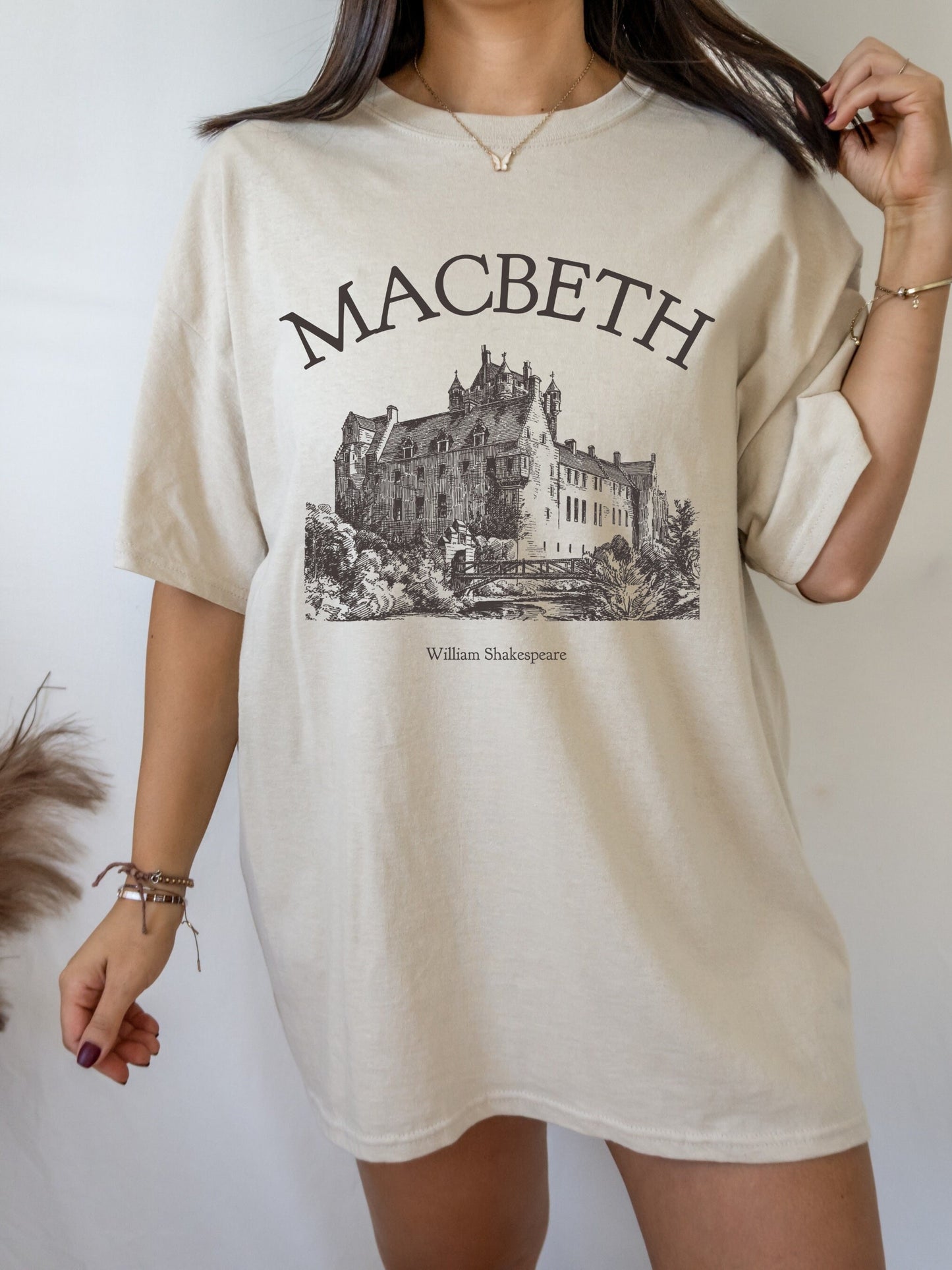 Shakespeare Macbeth Castle Sweatshirt * Bookworm Bookish Book Lover Gift * Dark Academia Dead Poets Bibliophile * Shakespeare Quote