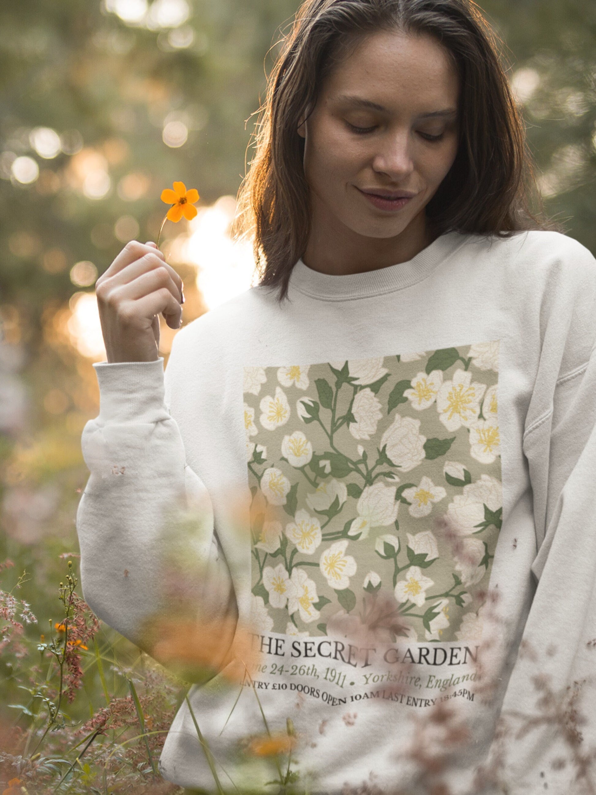 The Secret Garden Flower Market Show Sweatshirt * Frances Hodgson Burnett * Language of Flowers Cottagecore Book Lover Literature Gift