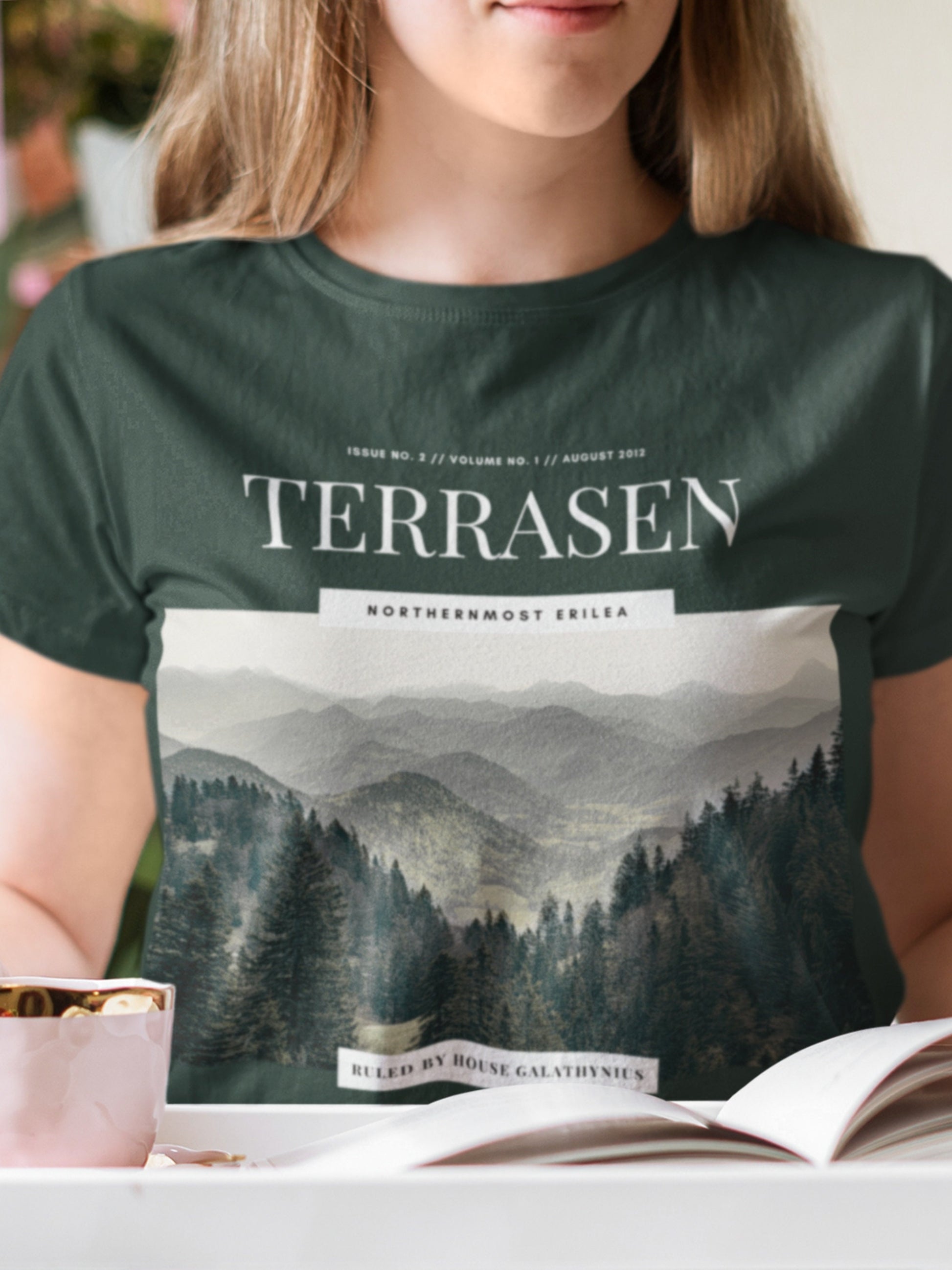 Throne of Glass Terrasen Souvenir Tee Shirt Tshirt * ACOTAR ACOMAF SJM Merch Book Fandom * Booktok Reader Bookish Gift ideas Aelin Fireheart