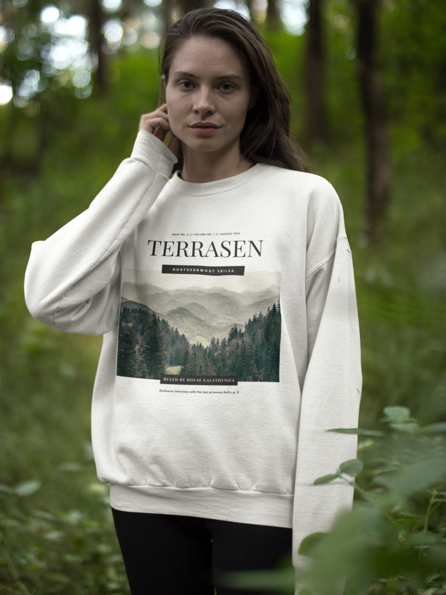 Throne of Glass Terrasen Souvenir Sweatshirt * ACOTAR ACOMAF SJM Merch Book Fandom * Booktok Reader Bookish Gift ideas Aelin Fireheart