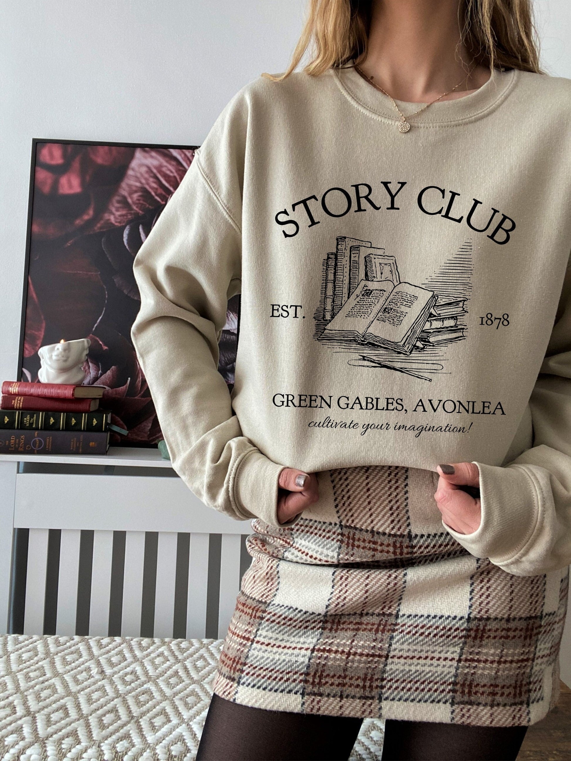 Anne of Green Gables Story Book club Sweatshirt * Cottagecore Anne with an E * LM Montgomery * Book Fandom Merch Classic Literature