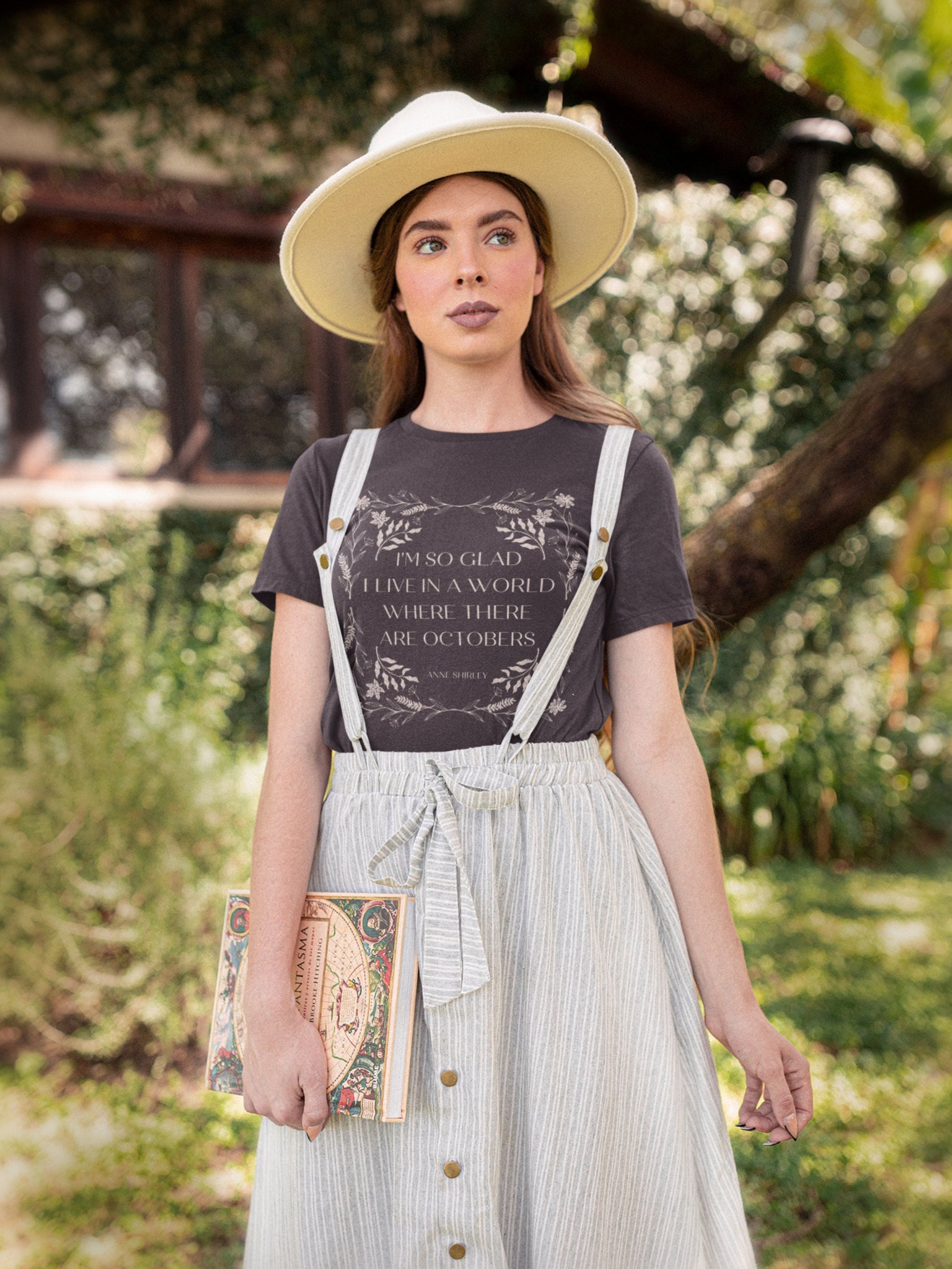 Anne of Green Gables LM Montgomery Tee Shirt Tshirt * I'm so glad I live in a world where there are Octobers * Cottagecore Anne with an E