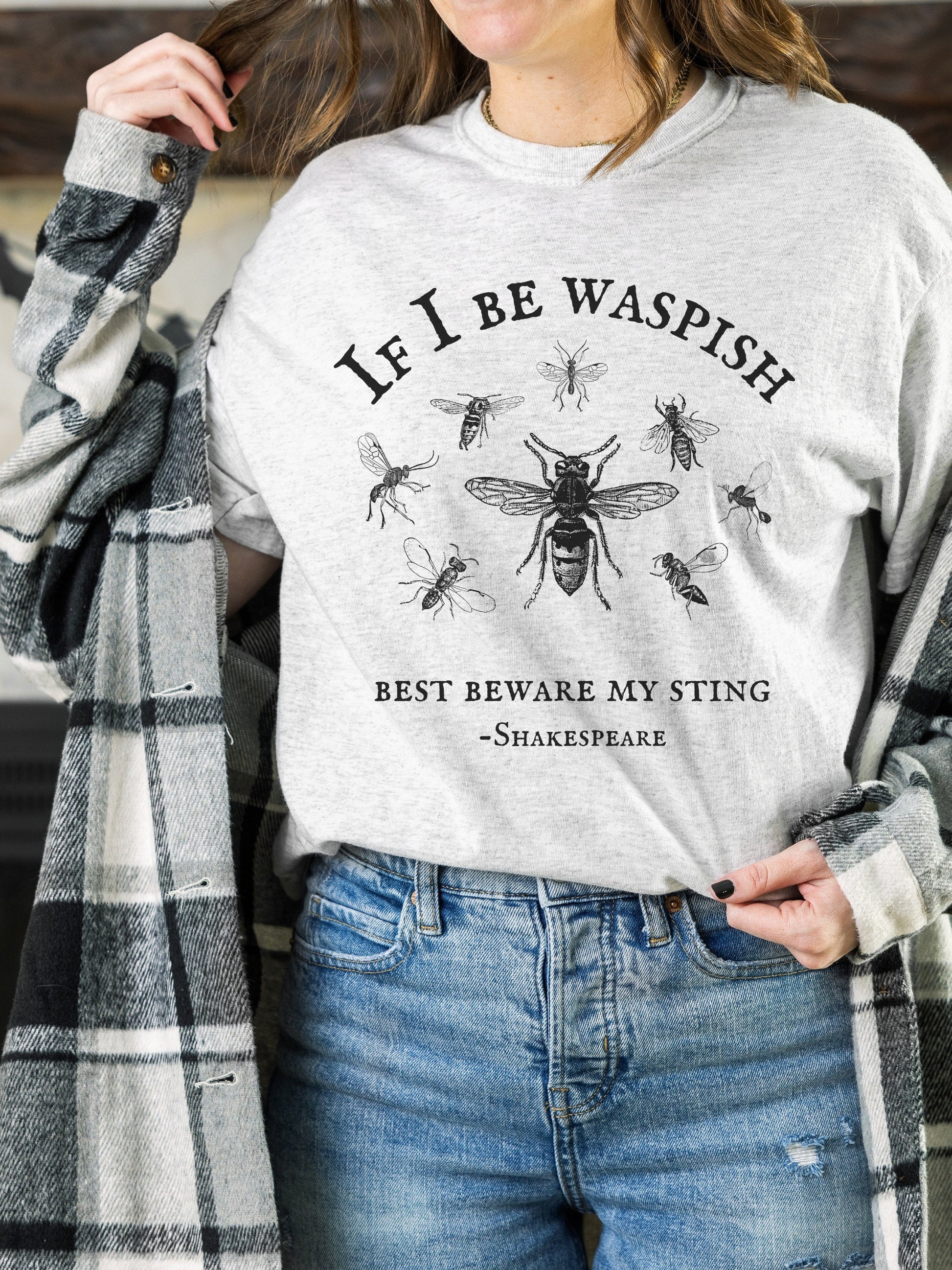 Shakespeare The Taming of the Shrew Beware my Sting Wasp Bee Tee Shirt Bookish Bookworm Gift Poet Literature Dark Light Academia Cottagecore