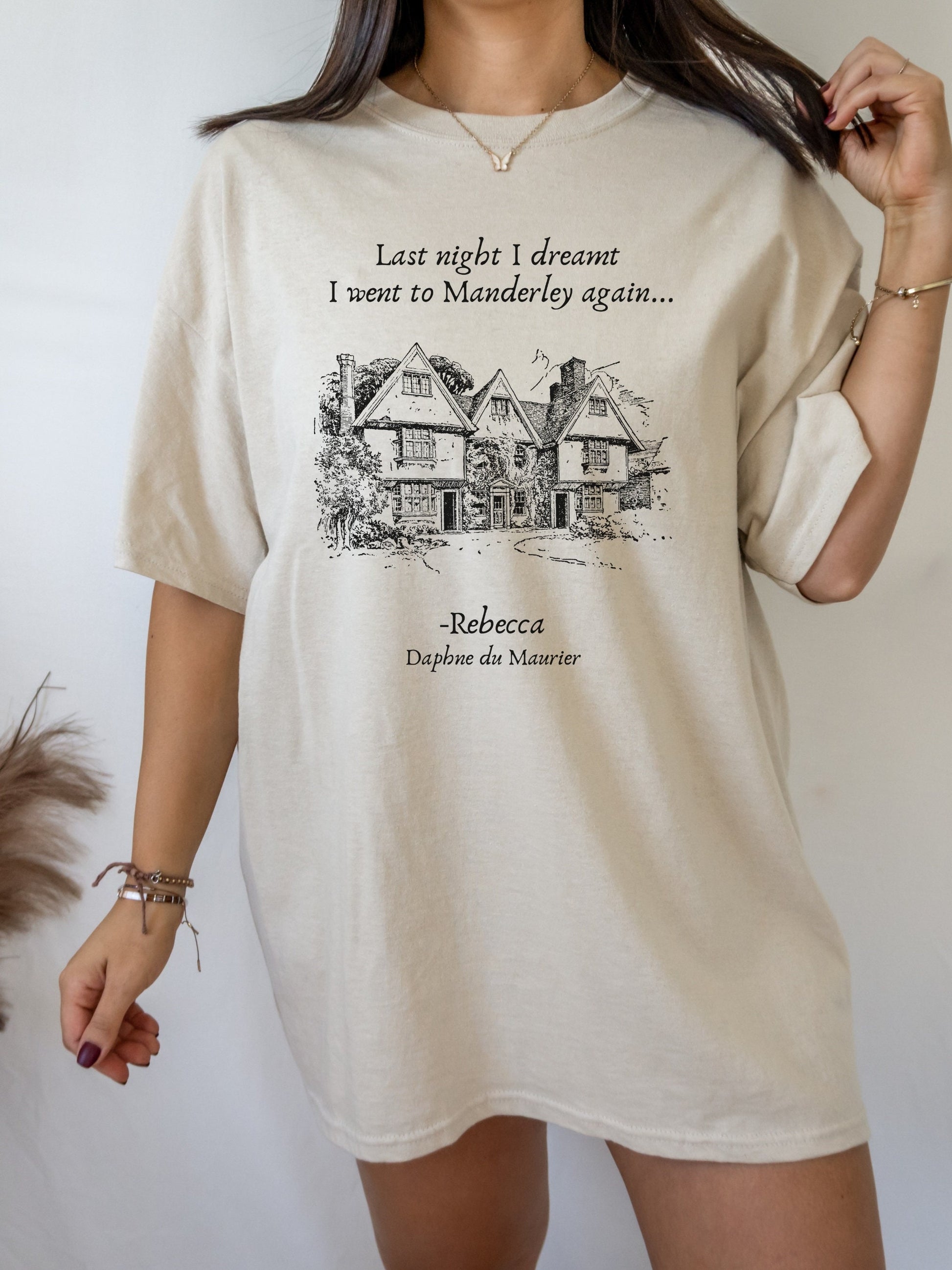 Rebecca Daphne du Maurier Manderley Tshirt Tee Shirt * Gothic Romance Bookish Book Lover Shirt Gift for Readers * Light Dark Academia