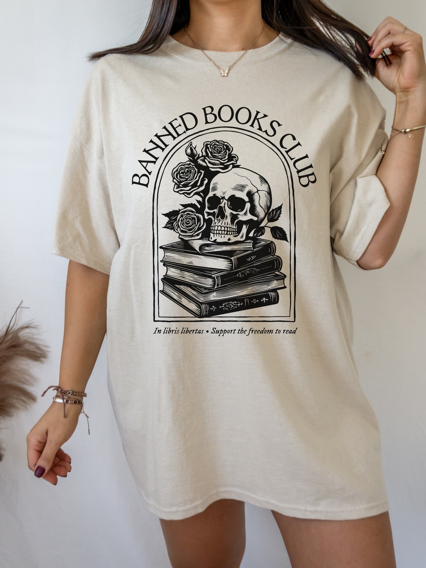 Banned books club in libris libertas dark academia tee shirt * bibliophile book lover with the banned reader library librarian teacher gift