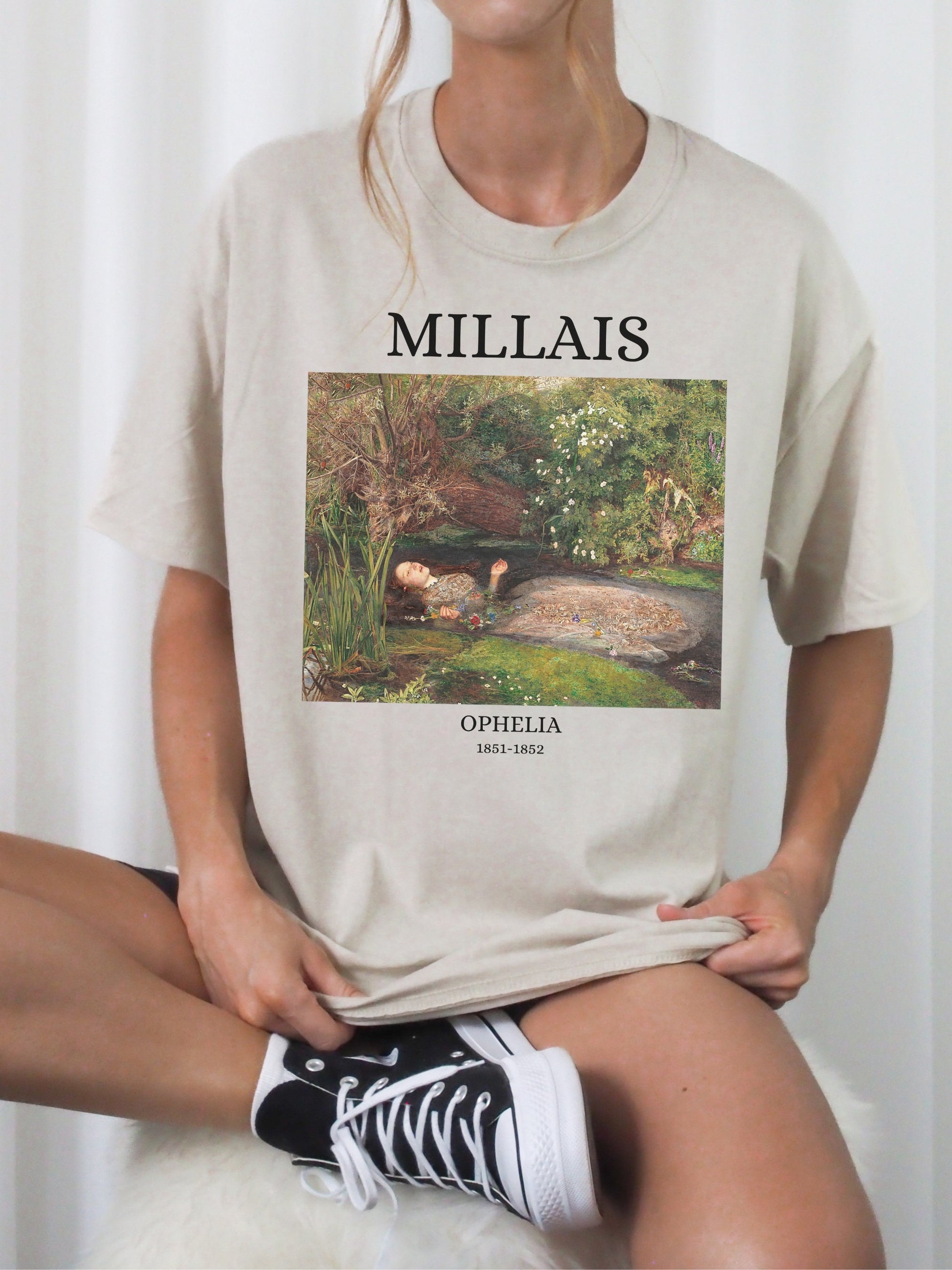 Ophelia Sir John Everett Millais Art History Light Dark Academia Romanticism Poet Artsy Aesthetic Sweatshirt Christmas Gift Shakespeare