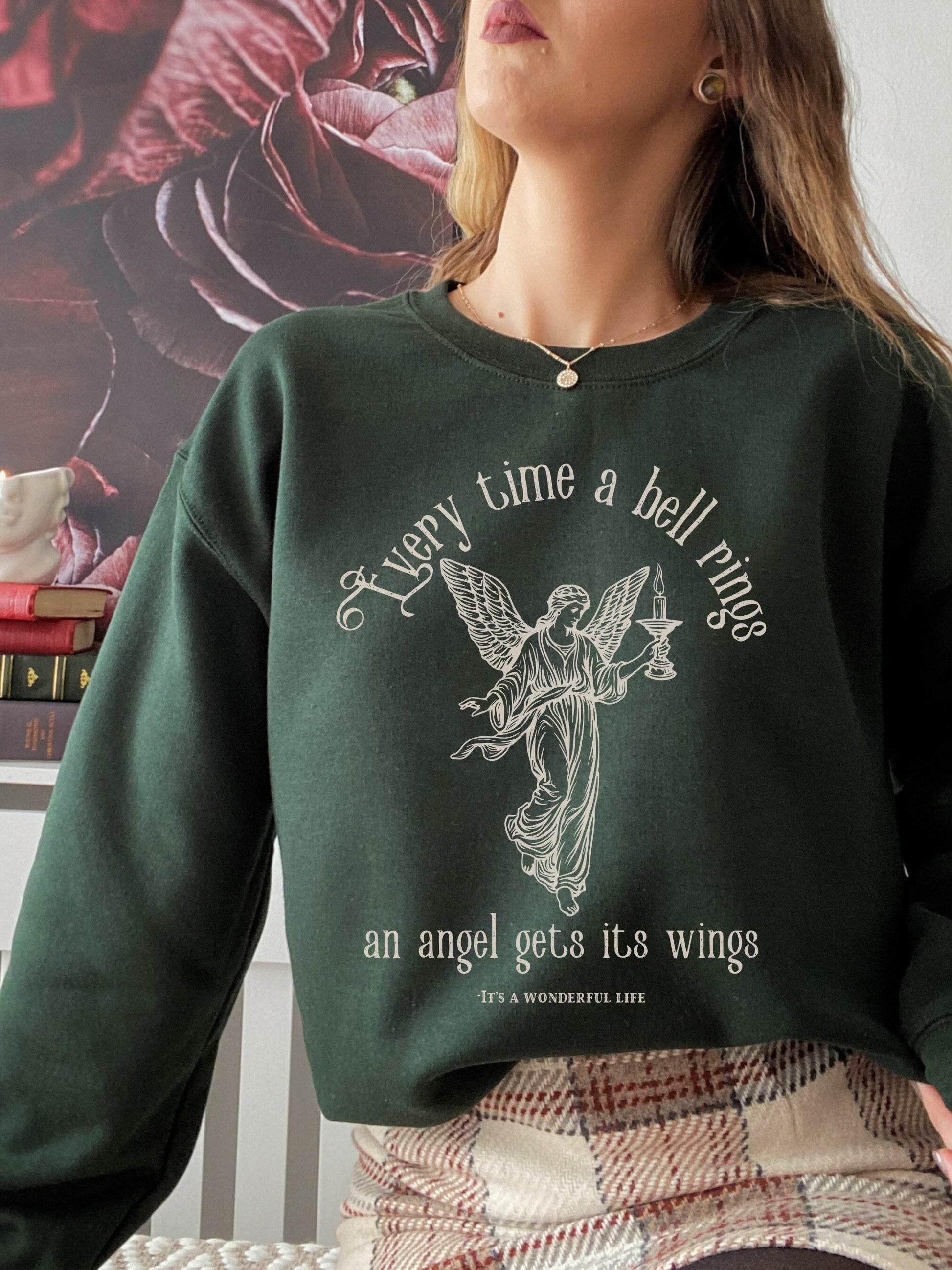 It's a Wonderful Life sweatshirt * Every time a bell rings an angel gets its wings * Cosy Christmas Movie Tee George Bedford Falls Clarence