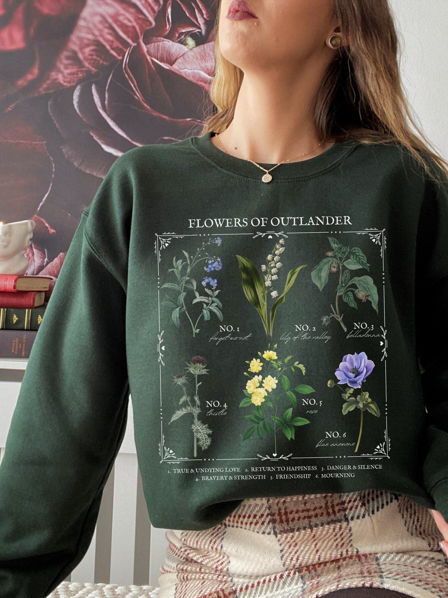 Bookish Flower Chart crewneck * Outlander Claire Jamie Fraser Sassenach Language of Flowers Herbology Floral sweatshirt Gift Dark Academia