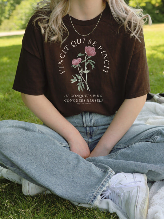 Vincit Qui Se Vincit ~ Beauty and the Beast T-shirt