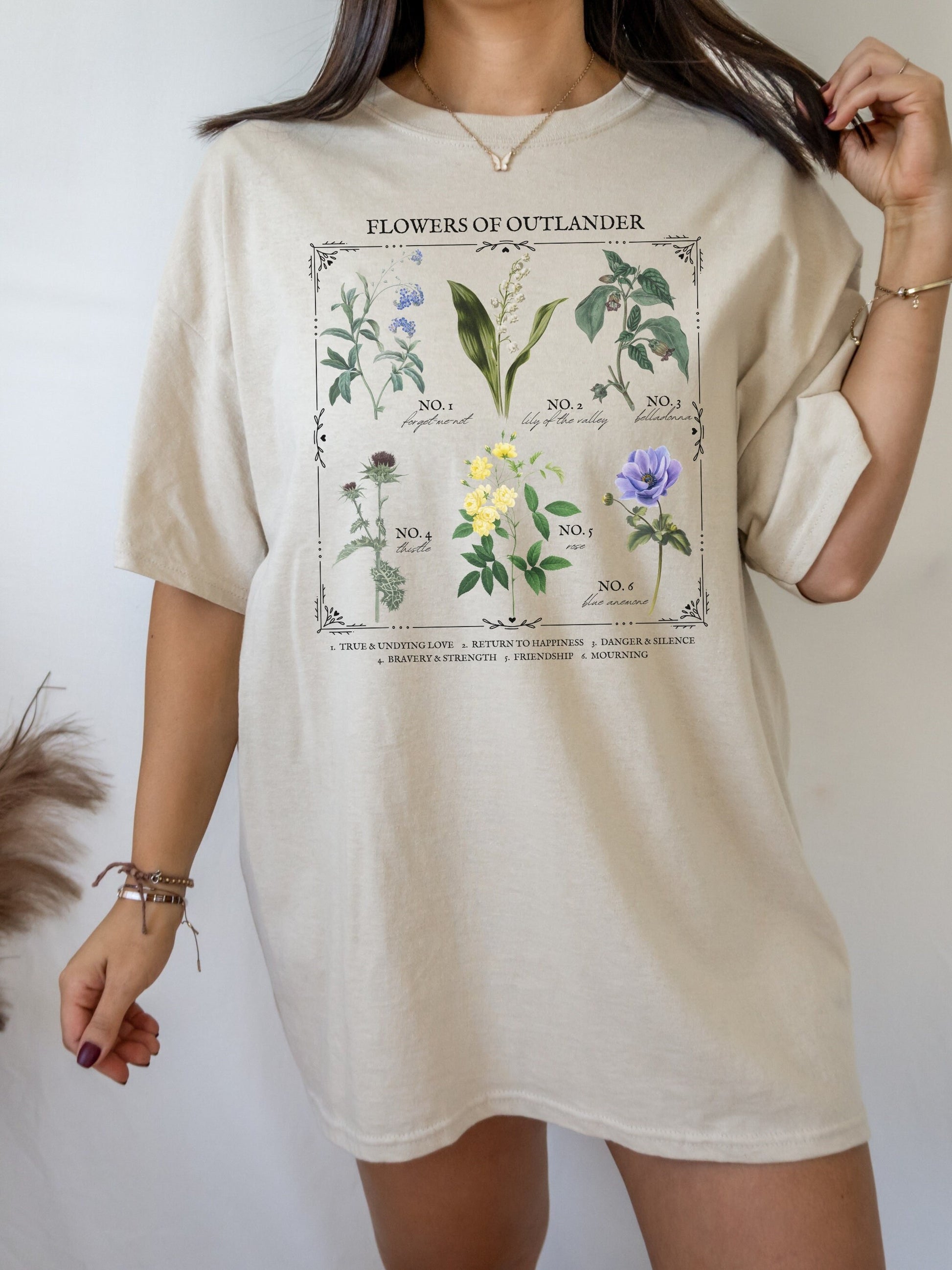 Bookish Flower Chart Tshirt * Outlander Claire Jamie Fraser Sassenach Language of Flowers Herbology Floral tee * Bookworm Gift Dark Academia