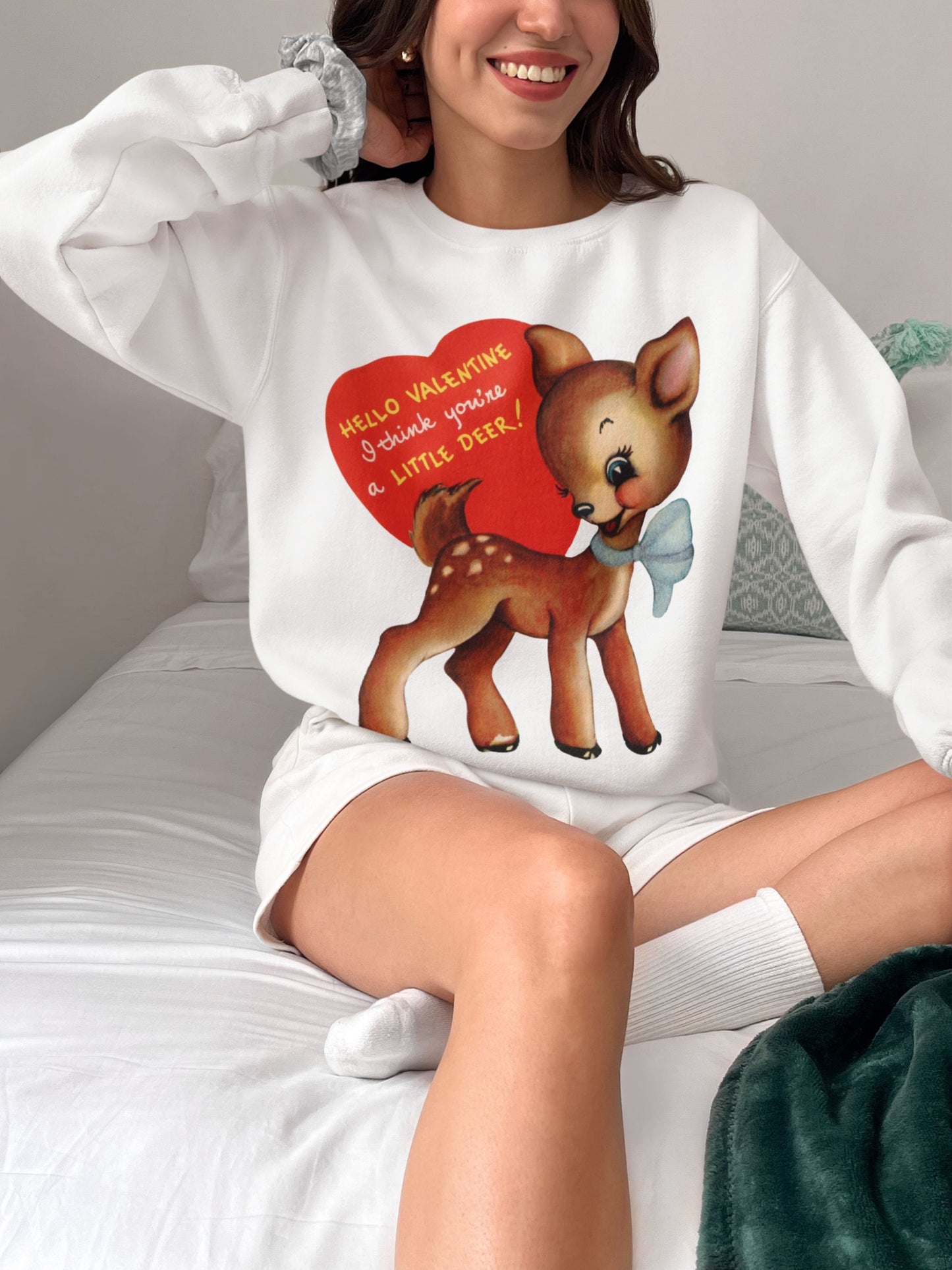 Retro 50s 60s Valentines Day Cute Deer Sweatshirt * Vintage Valentine Heart Crewneck Gift for Her * Mid Century Modern Coquette Aesthetic