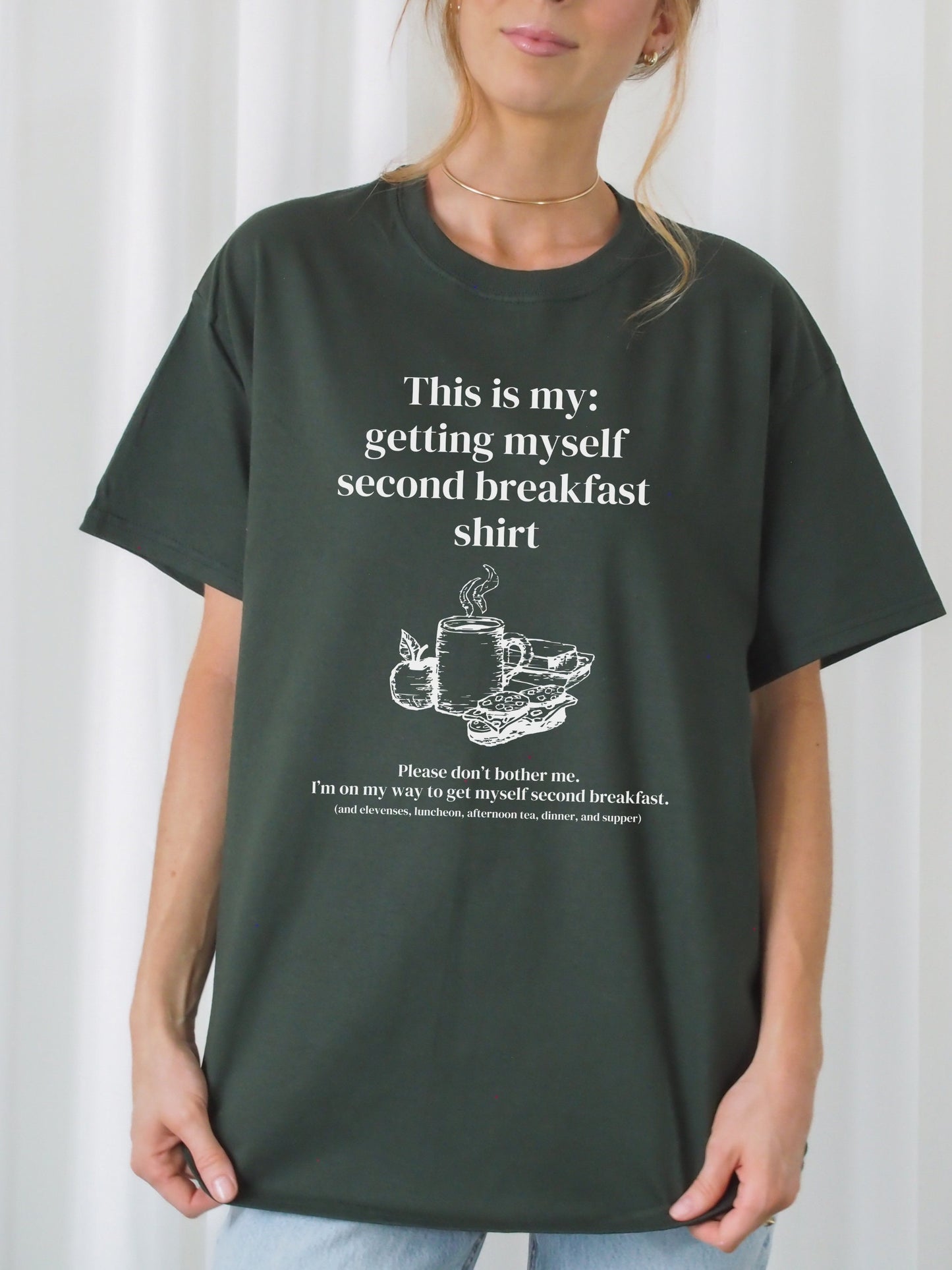 Second Breakfast Club Getting a little treat Tshirt * Literature Shirt Gifts for Bookish Nerds Geeks Readers Foodies Movie Buff * Shire LOTR