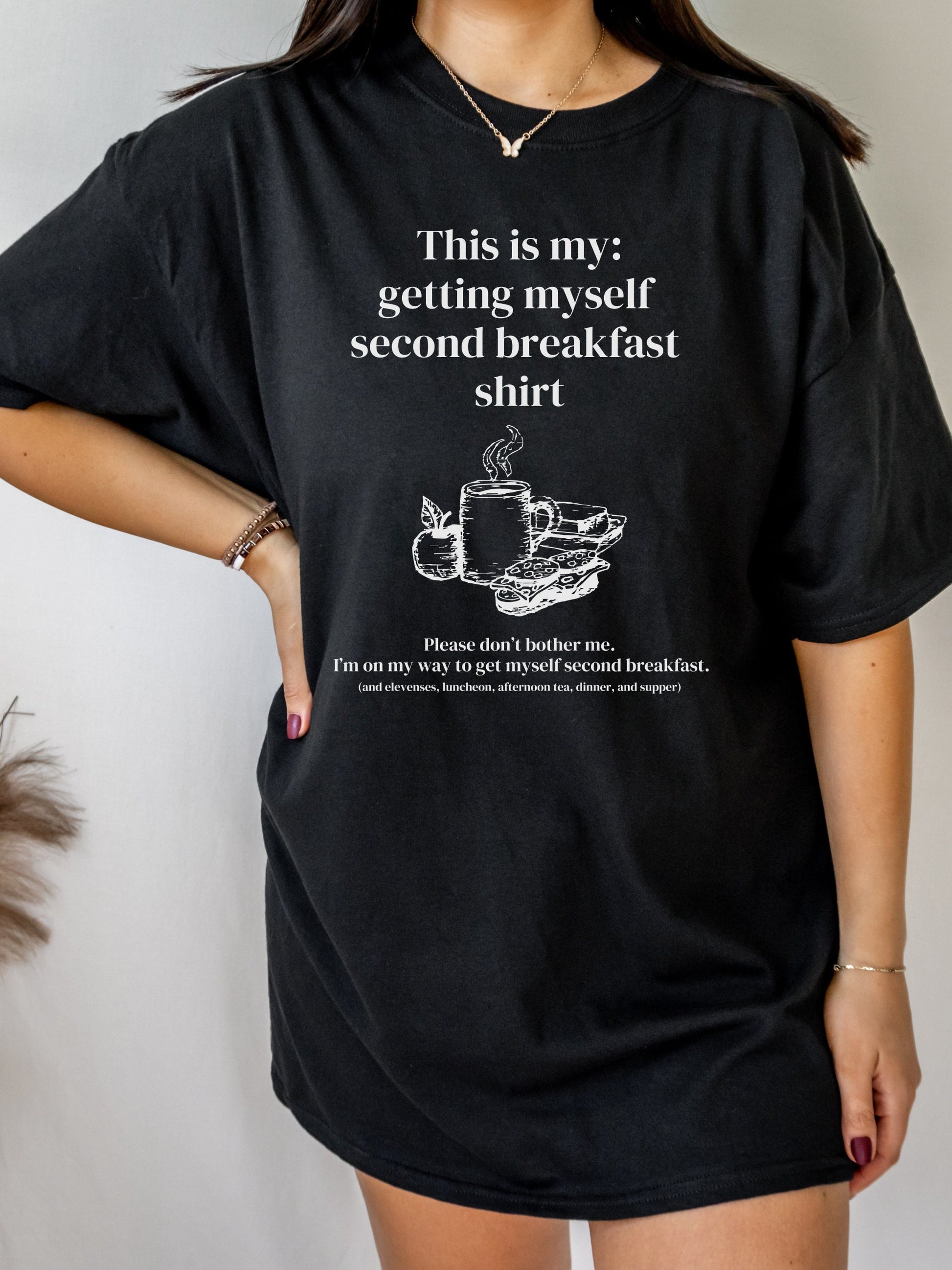 Second Breakfast Club Getting a little treat Tshirt * Literature Shirt Gifts for Bookish Nerds Geeks Readers Foodies Movie Buff * Shire LOTR