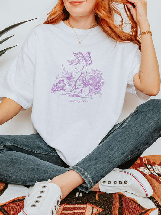 I dwell in possibility * Emily Dickinson T-shirt