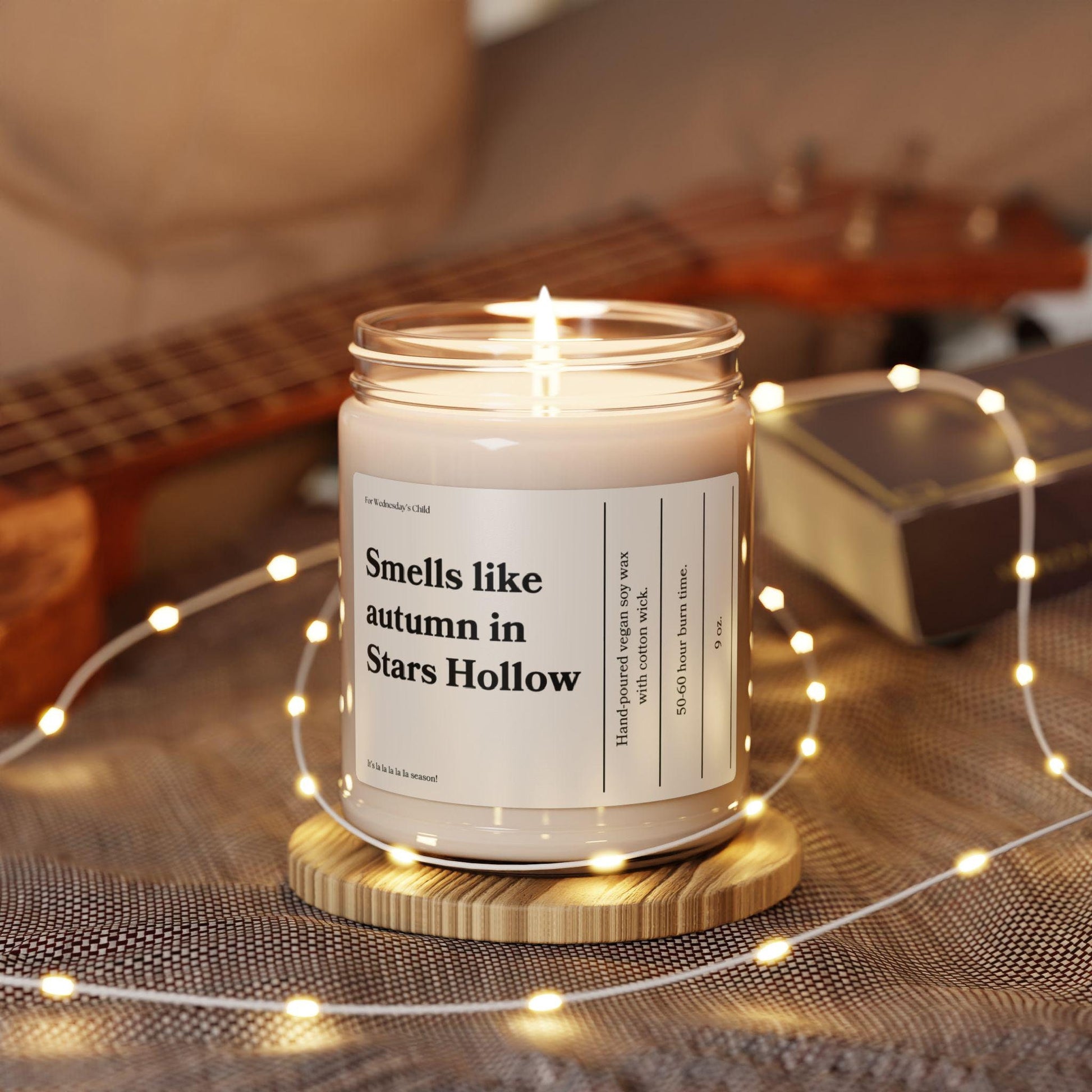 Smells like autumn in Stars Hollow * vegan soy candle * Gilmore Luke's Diner Dragonfly Inn * dark academia aesthetic downtown girl reader
