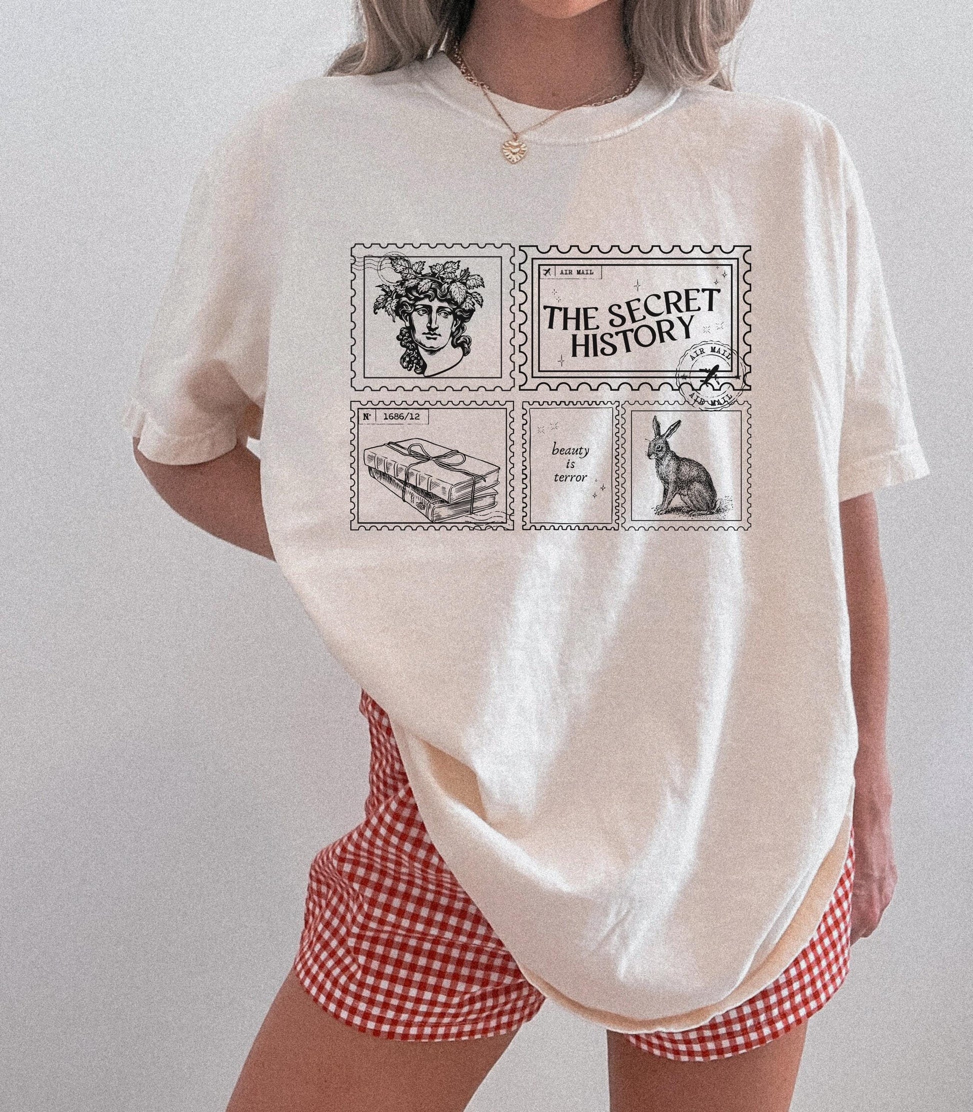 The Secret History Bookish Dark Academia Aesthetic Tshirt * Beauty is Terror Hampden College Downtown Girl English Teacher Christmas Gift