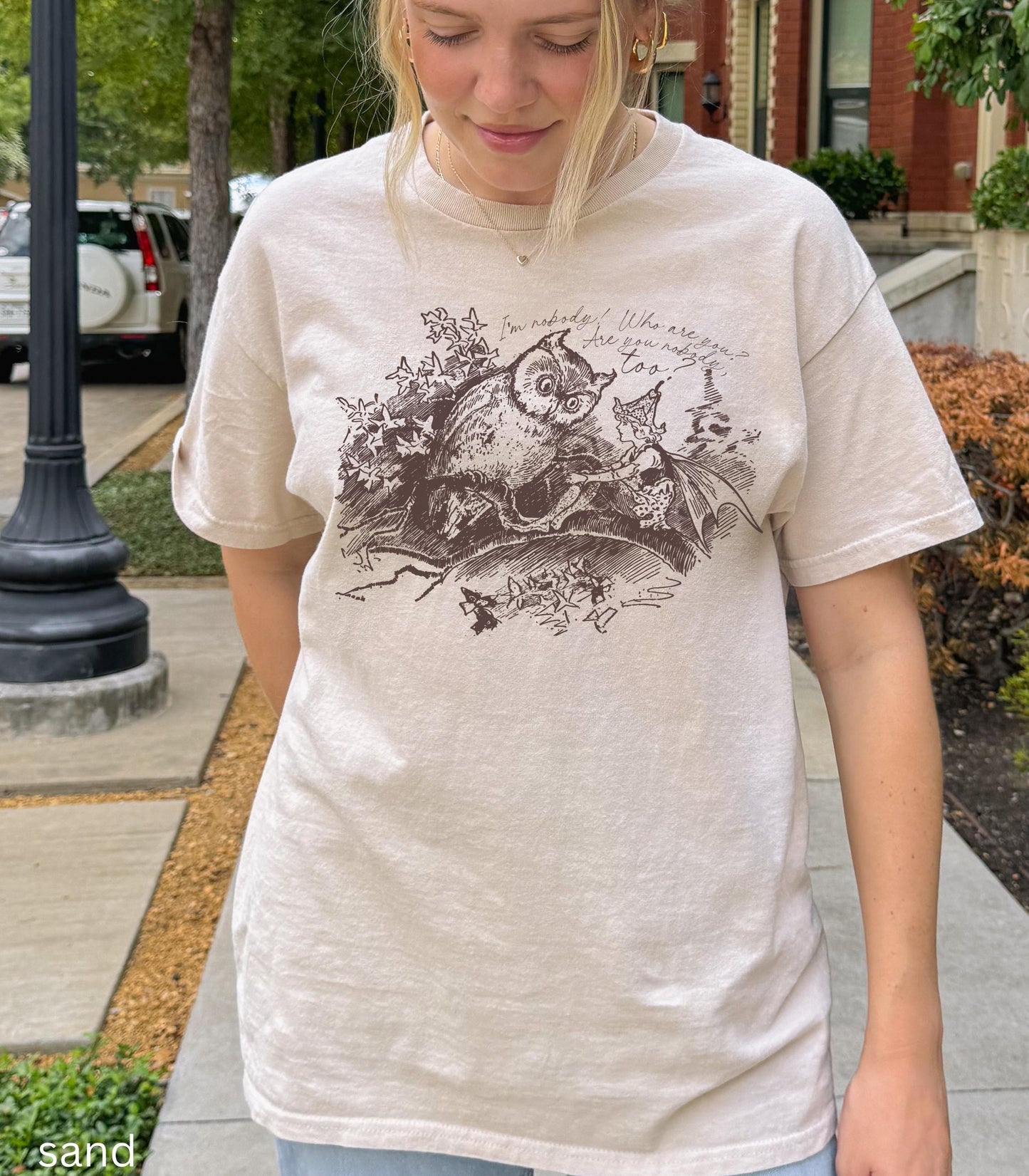 I am nobody, who are you? * Emily Dickinson Quote T-shirt