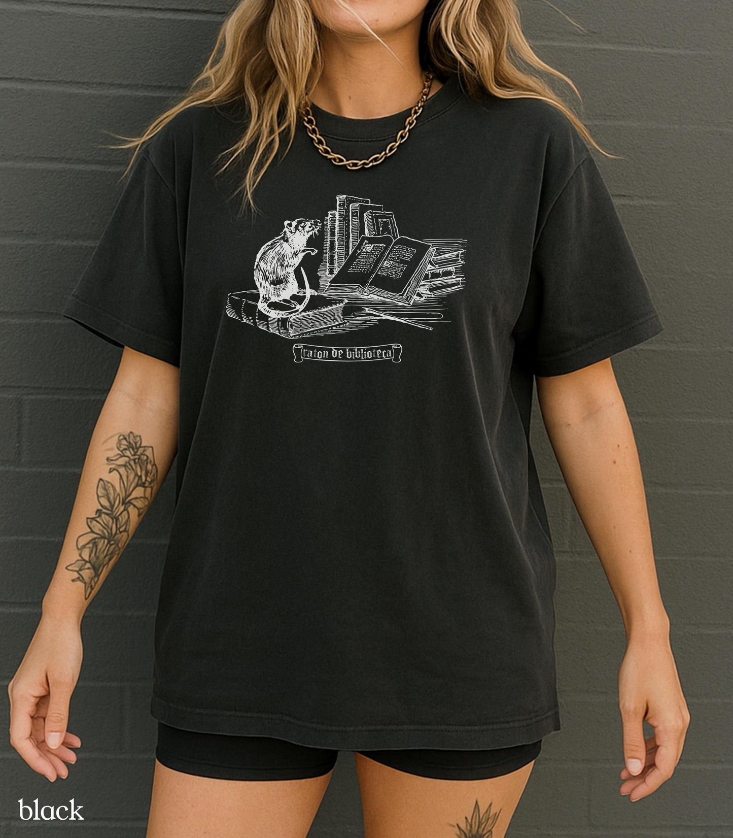 Raton De Biblioteca Medievalcore Library Mouse Bookworm Library Week Comfort Colors Tee Librarian Spanish Teacher Gift Idea Bookish Merch