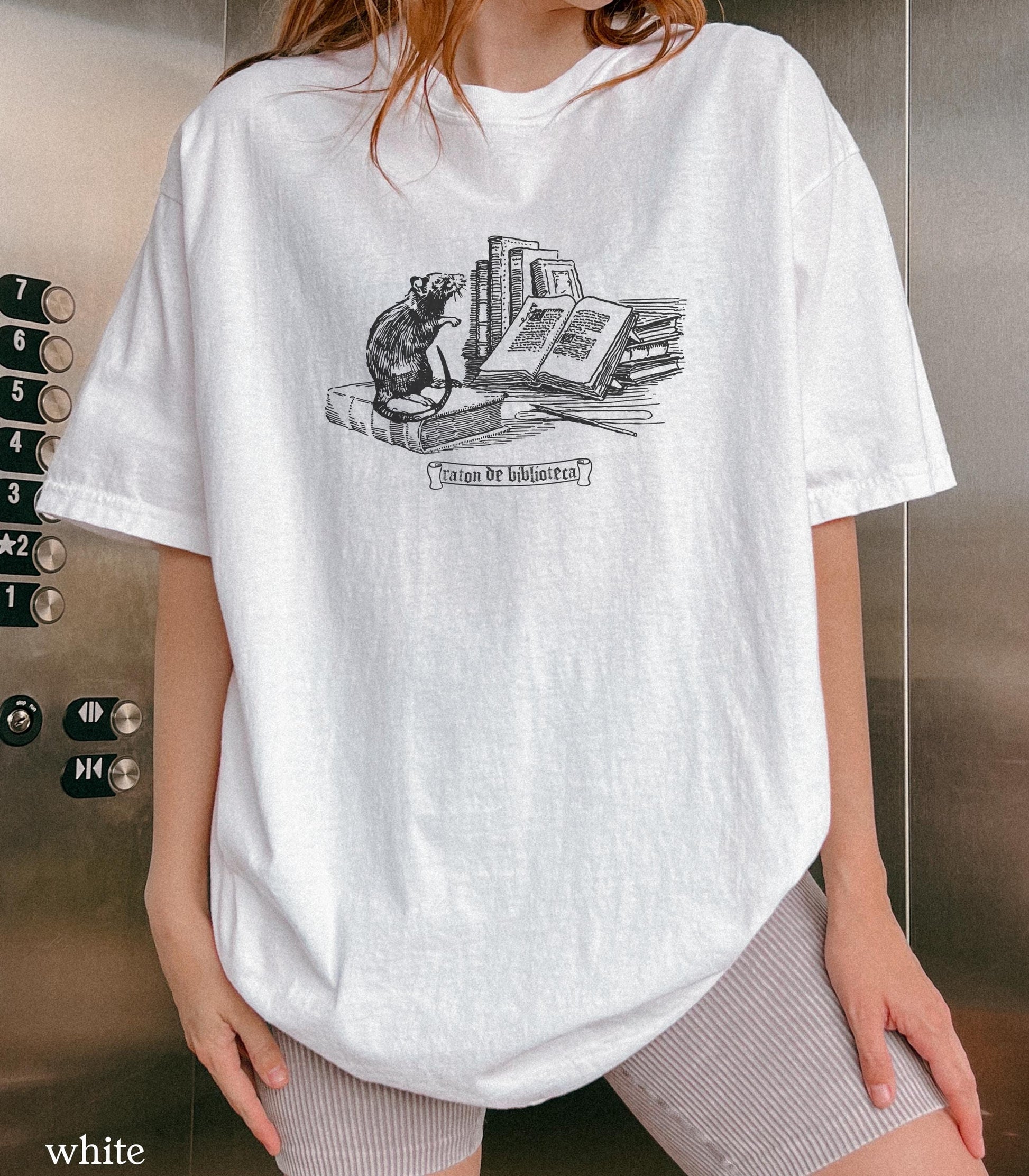 Raton De Biblioteca Medievalcore Library Mouse Bookworm Library Week Comfort Colors Tee Librarian Spanish Teacher Gift Idea Bookish Merch
