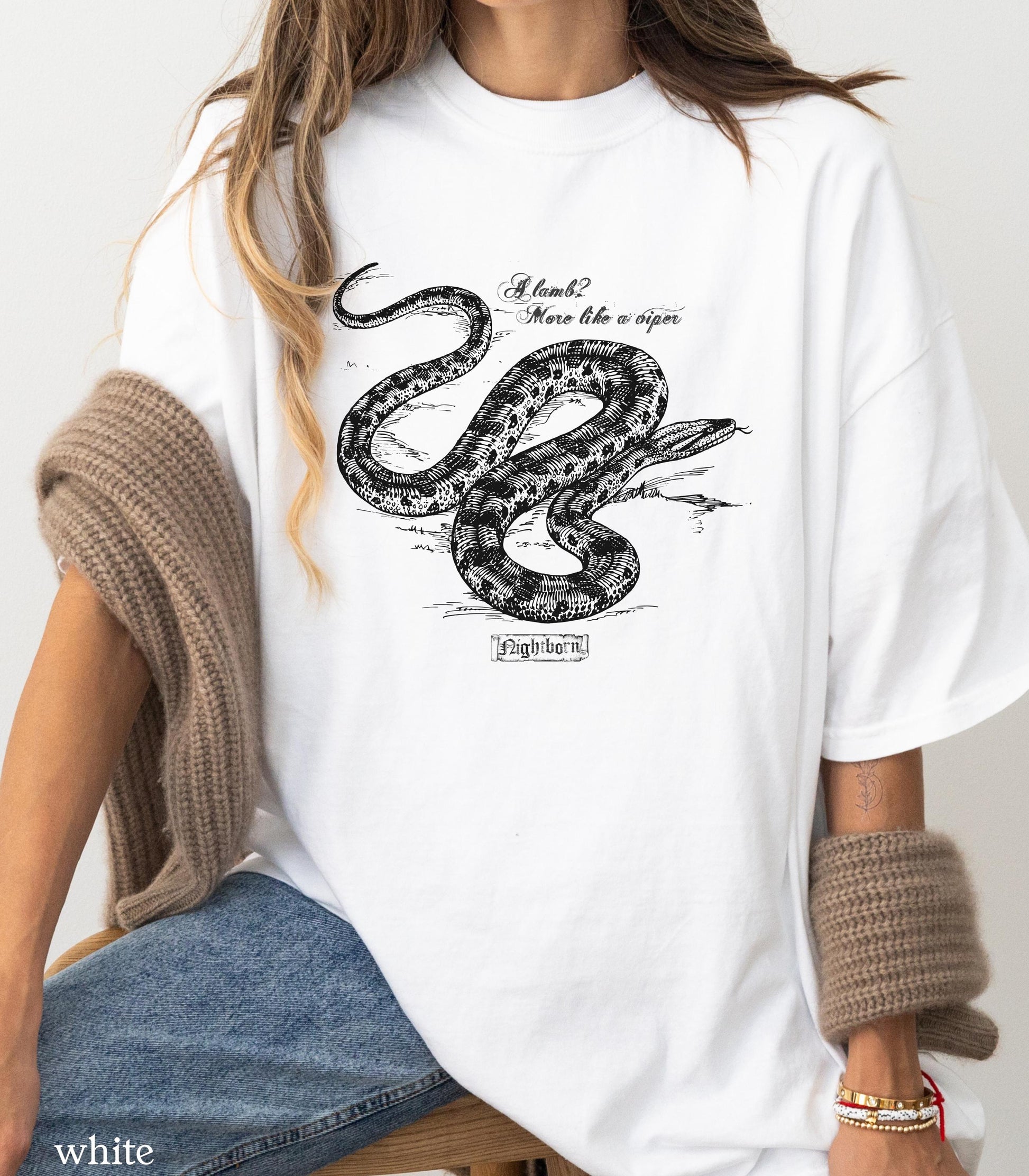 Serpent & The Wings of Night Tee LICENSED Carissa Broadbent Kejari Nightborn Nyaxia Little Serpent Oraya Raihn Romantasy Bookish Merch Gift